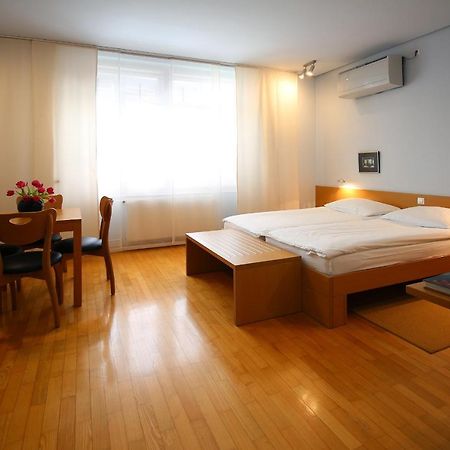 Apartments Villa Boltez Κραν Εξωτερικό φωτογραφία